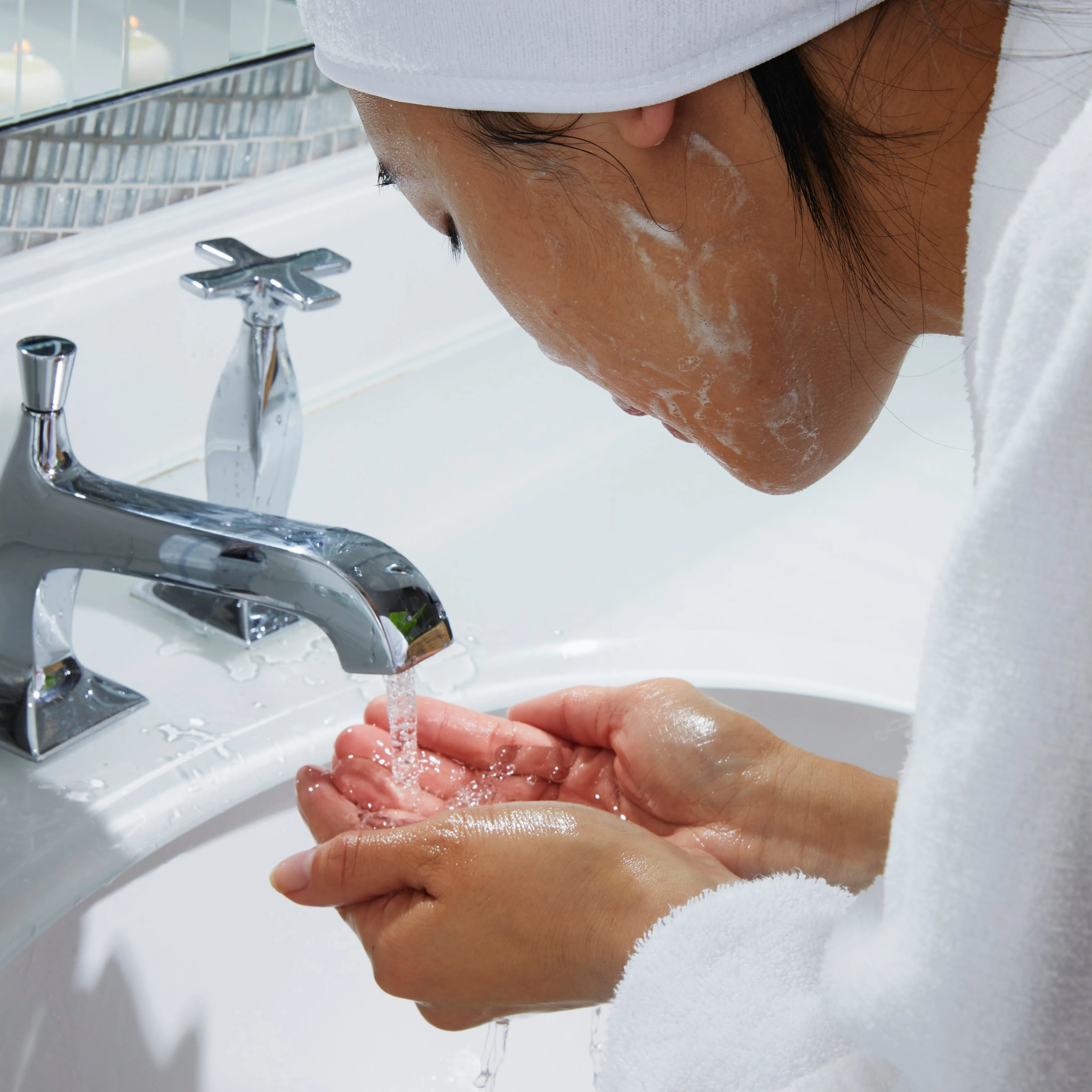 PRO-COLLAGEN FACE CLEANSER
